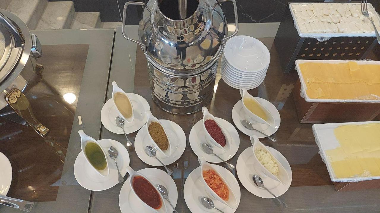 Petra Elite Hotel 와디무사 외부 사진