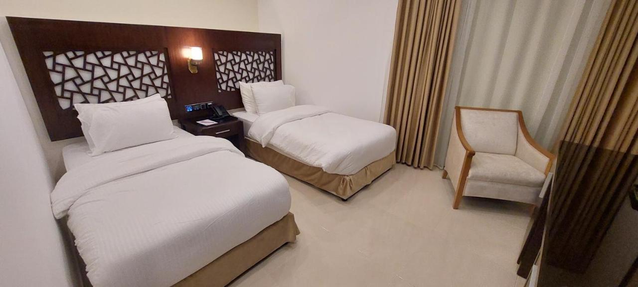 Petra Elite Hotel 와디무사 외부 사진